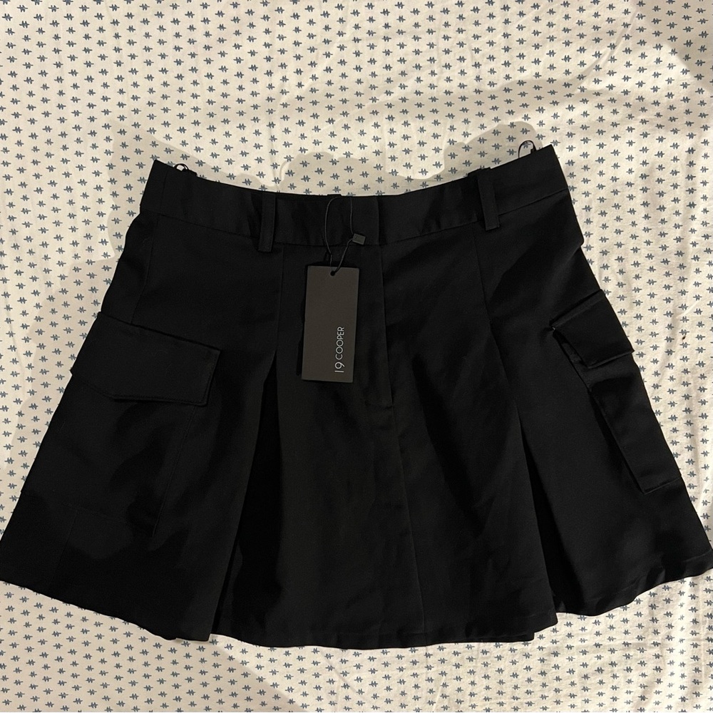 19 Cooper Elegant Black Skirt